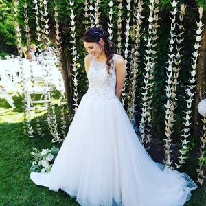 Meet your Posher, Maya